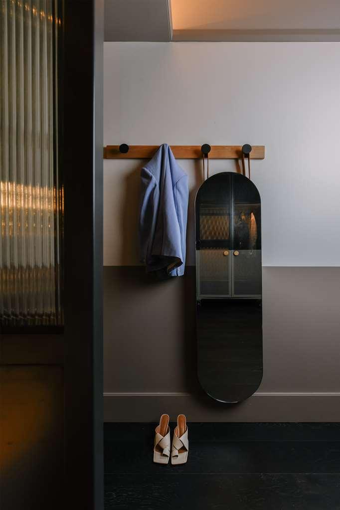 فندق Qt نيو كاسل الغرفة الصورة A coat rack